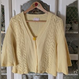 VTG Pastel Yellow Spring Knit Women's Cardigan Handmade Sweater Med